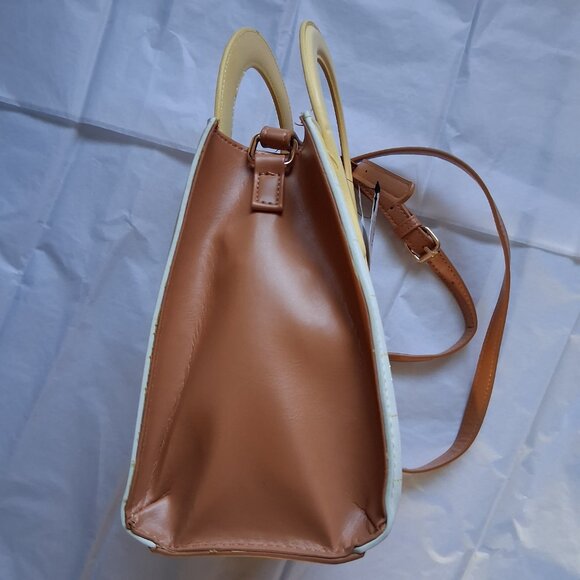 Disney Winnie The Pooh Hand Bag - Picture 7 of 10